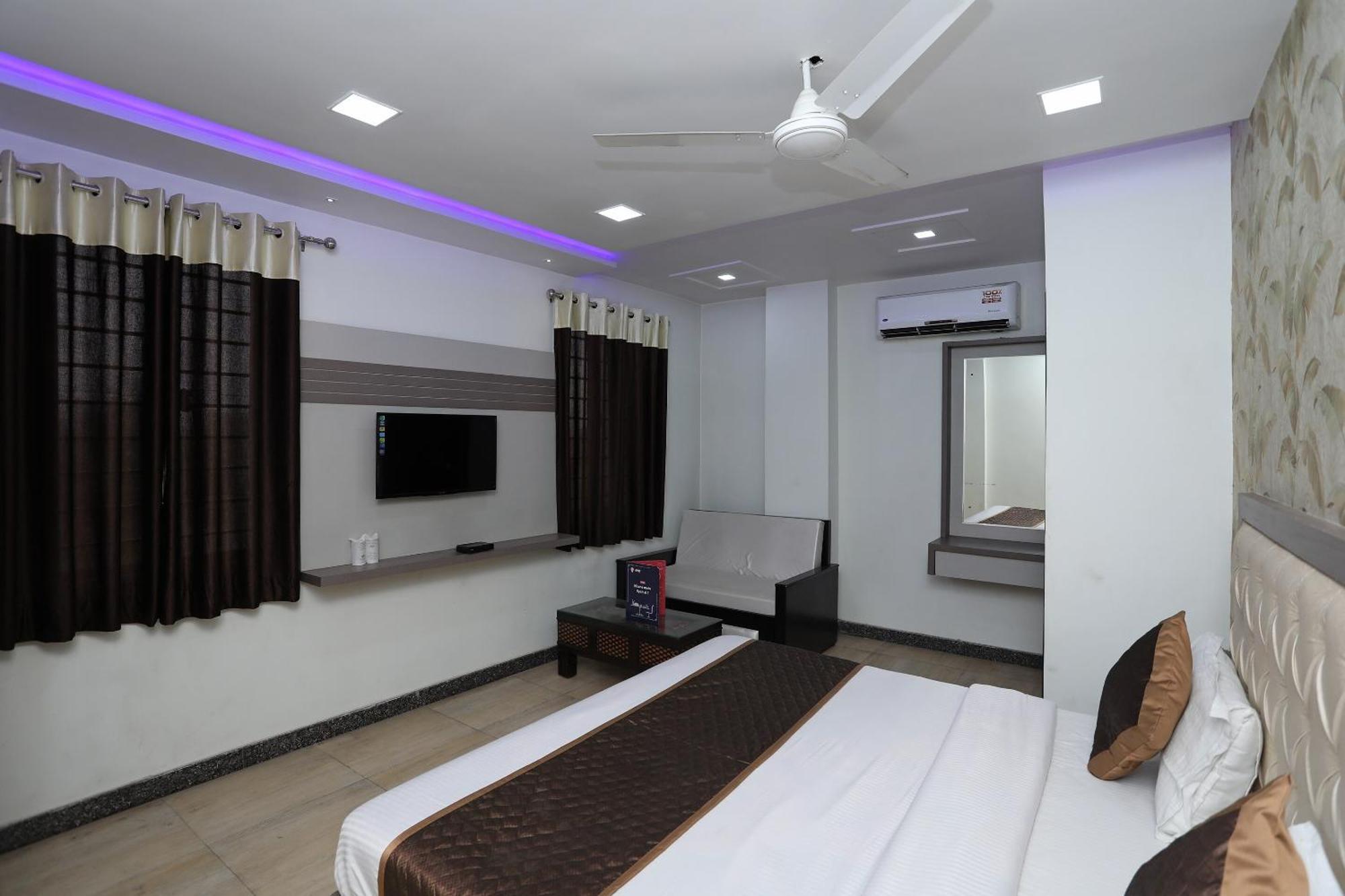 Oyo Hotel Vaishnavi Heritage Inn Agra (Uttar Pradesh) Exterior foto